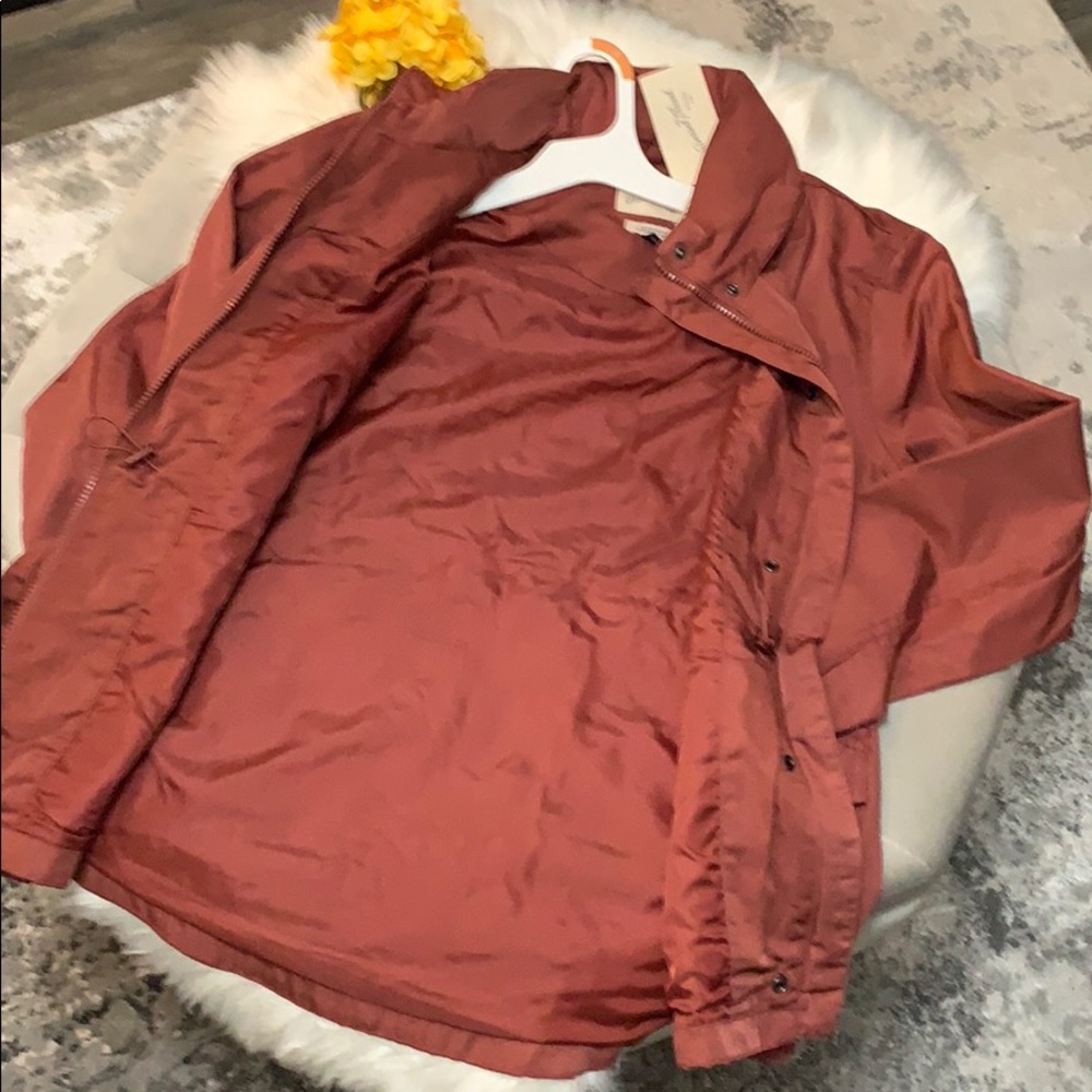New! Utility Rain Jacket With Hide Away Hood - Picture 9 of 10